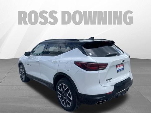 Used 2023 Chevrolet Blazer RS w/ Driver Confidence II Package FWD image 6