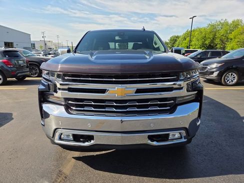 Used 2019 Chevrolet Silverado 1500 LTZ w/ LTZ Premium Package AWD/4WD image 2
