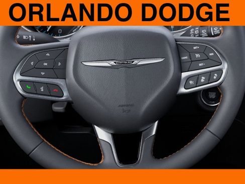 New 2026 Chrysler Pacifica Pinnacle image 19