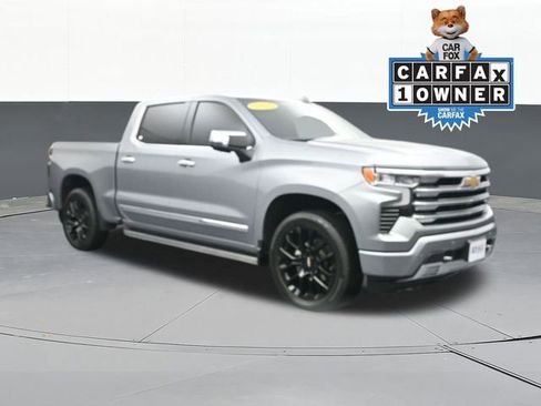 Used 2025 Chevrolet Silverado 1500 High Country AWD/4WD image 1