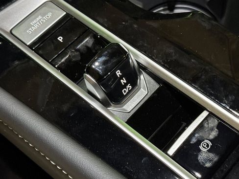 New 2026 Volkswagen Atlas SE image 20