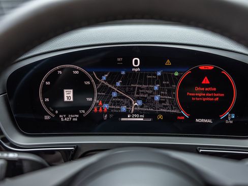 Certified 2026 Porsche Cayenne AWD/4WD image 24