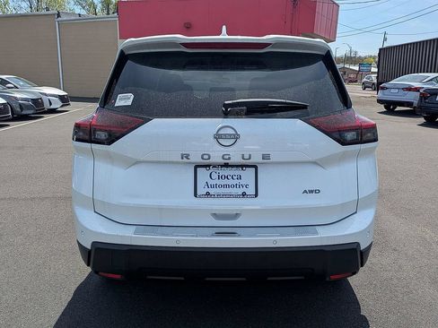 New 2025 Nissan Rogue SV AWD/4WD image 5