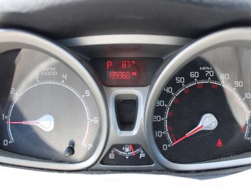 Used 2011 Ford Fiesta SES w/ 301A Rapid Spec Order Code FWD image 12