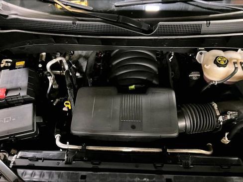 Used 2023 Chevrolet Silverado 1500 LT AWD/4WD image 28