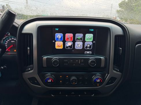 Used 2018 GMC Sierra 1500 SLE w/ SLE Value Package AWD/4WD image 24