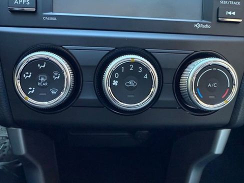 Used 2017 Subaru Forester 2.5i w/ Alloy Wheel Package image 16