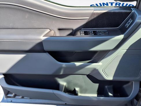 Used 2022 Ford F150 XLT w/ Equipment Group 302A High image 18