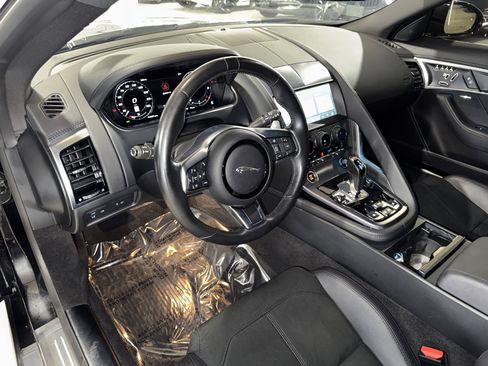 Used 2024 Jaguar F-TYPE R-Dynamic image 17