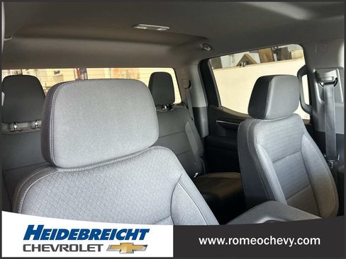 Used 2024 Chevrolet Silverado 1500 LT AWD/4WD image 33