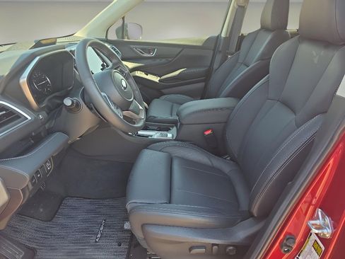 Used 2024 Subaru Ascent Limited image 9