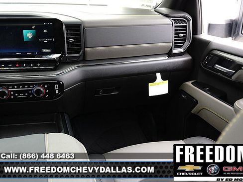 Used 2026 Chevrolet Silverado 2500 ZR2 w/ LPO, Dark Essentials Package image 23