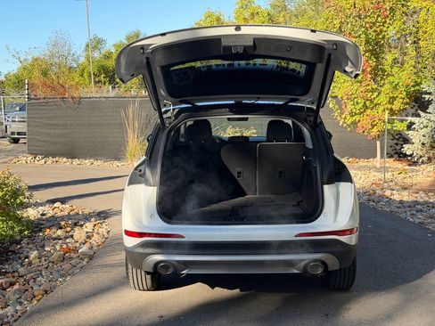 Used 2022 Lincoln Corsair Reserve w/ Elements Package image 16