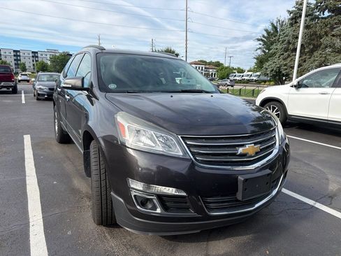 Used 2016 Chevrolet Traverse LT FWD image 5