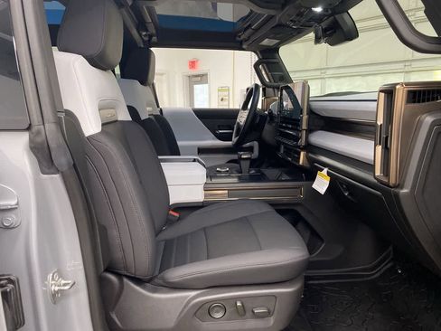 Used 2024 GMC Hummer EV 3X w/ Extreme Off-Road Package image 19