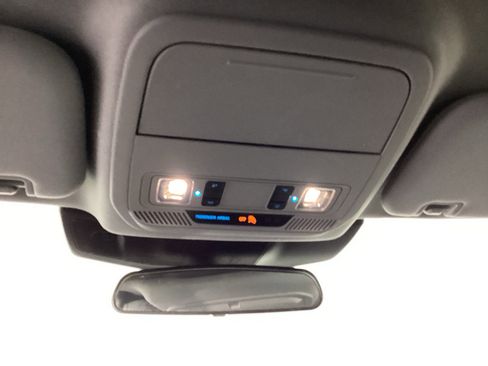 Used 2023 Ford Explorer XLT w/ Equipment Group 202A AWD/4WD image 30