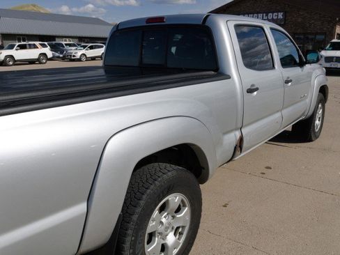 Used 2013 Toyota Tacoma 4x4 Double Cab w/ SR5 Pkg image 10