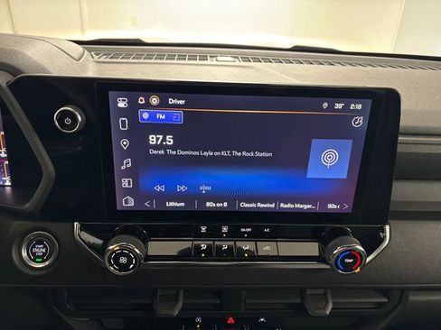 Used 2023 Chevrolet Colorado Trail Boss w/ Technology Package image 36