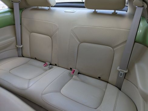 Used 2003 Volkswagen Beetle GLX image 12