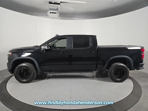 Used 2020 Chevrolet Silverado 1500 LT Trail Boss AWD/4WD image 3