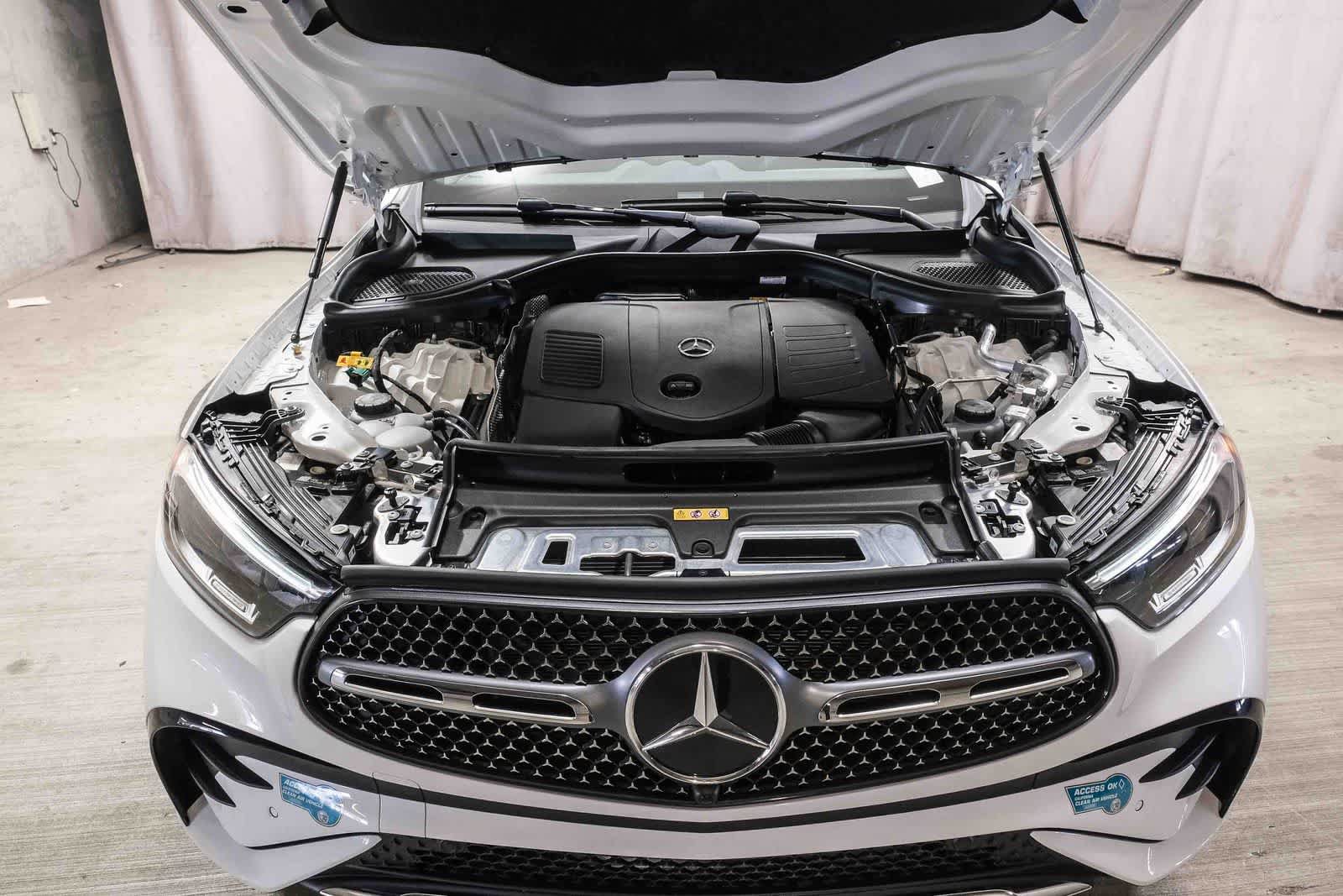Used 2025 Mercedes-Benz GLC 350e 4MATIC image 29