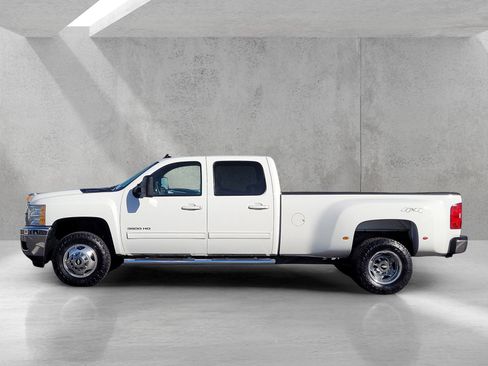 Used 2013 Chevrolet Silverado 3500 LTZ w/ LTZ Plus Package image 7