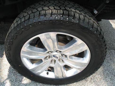 Used 2019 Ford F150 Platinum w/ Equipment Group 701A Luxury AWD/4WD image 84