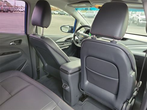 Certified 2017 Chevrolet Bolt Premier w/ Driver Confidence II Package image 21