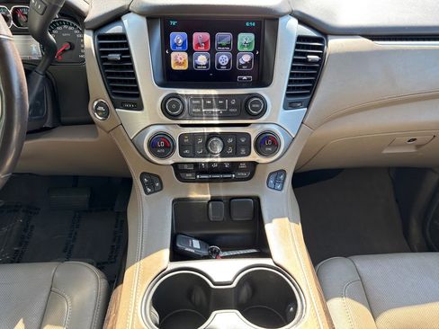 Used 2019 GMC Yukon SLT w/ Open Road Package AWD/4WD image 18