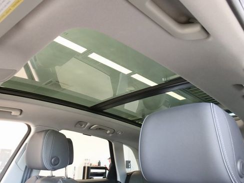 Certified 2025 Audi Q5 2.0T Premium Plus w/ Premium Plus Package image 33