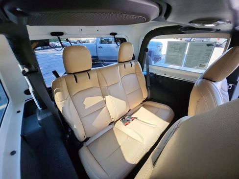 Used 2023 Jeep Wrangler Sport S image 29