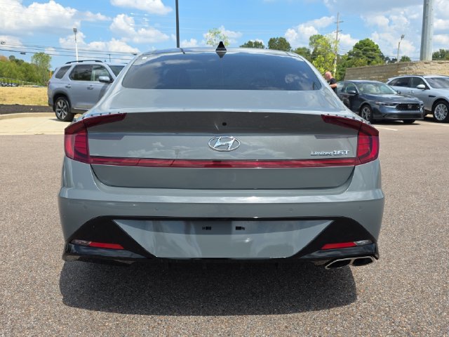 Used 2023 Hyundai Sonata Limited FWD image 4