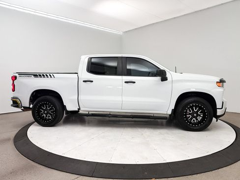 Used 2021 Chevrolet Silverado 1500 Custom w/ Safety Confidence Package RWD image 22