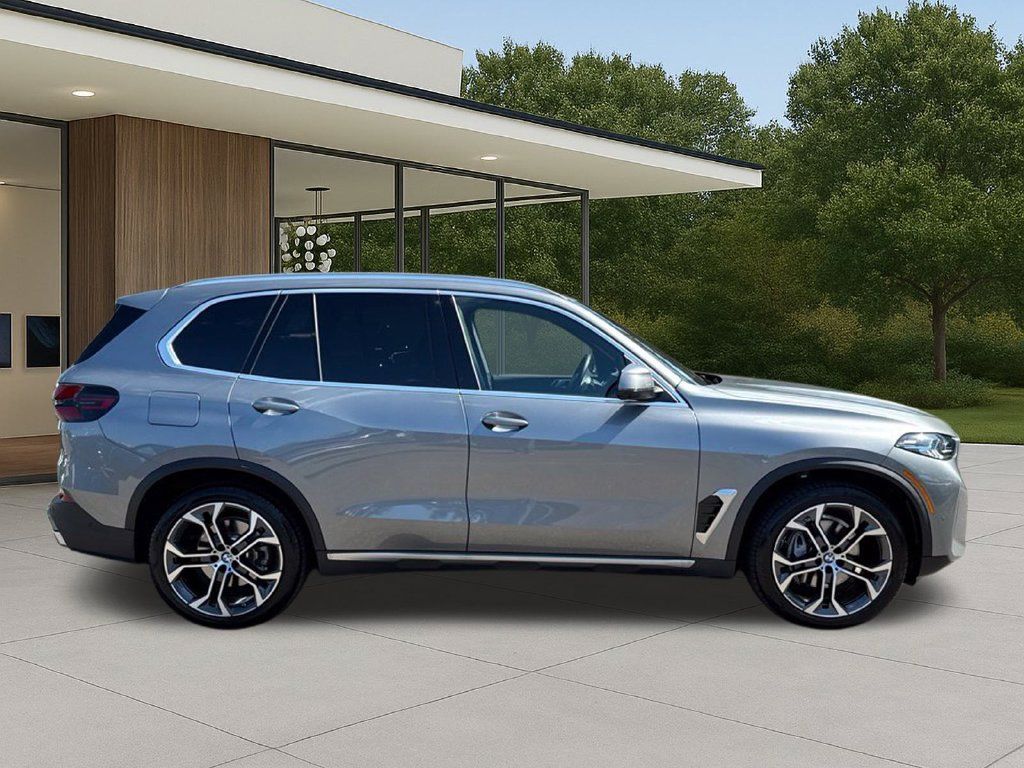 Used 2026 BMW X5 sDrive40i w/ Parking Assistance Package RWD image 6