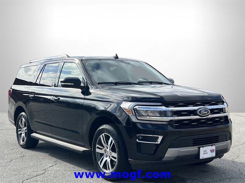 Used 2024 Ford Expedition Max Limited image 4