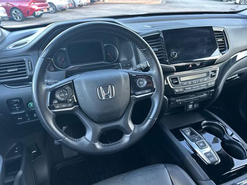 Used 2021 Honda Pilot Touring image 23