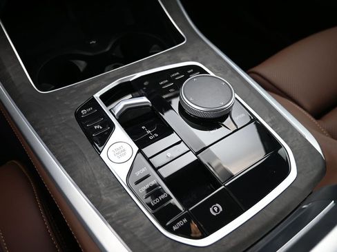 Certified 2025 BMW X5 sDrive40i w/ Parking Assistance Package image 16