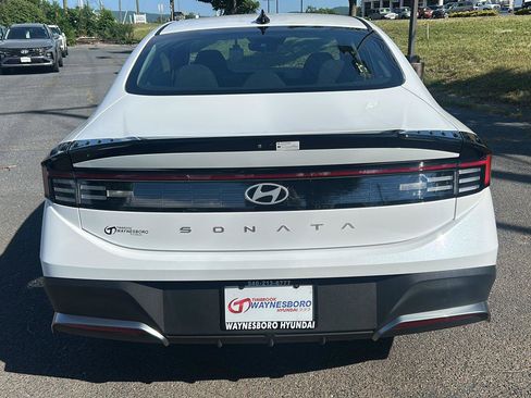 Certified 2025 Hyundai Sonata SE FWD image 5
