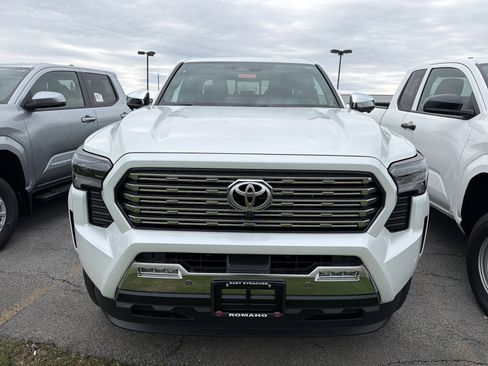 New 2026 Toyota Tacoma Limited AWD/4WD image 3