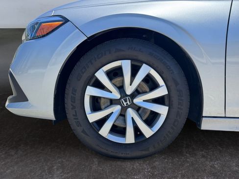 Used 2022 Honda Civic LX image 9