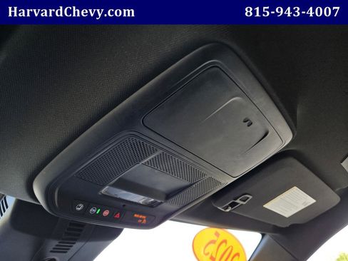 Used 2025 Chevrolet Traverse LT AWD/4WD image 15