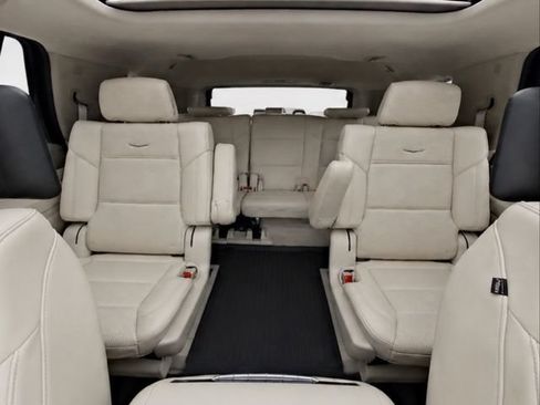 Used 2024 Cadillac Escalade Sport Platinum w/ LPO, ONYX Package AWD/4WD image 21