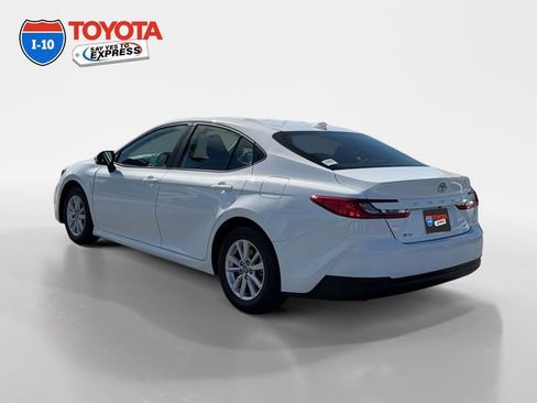 Certified 2025 Toyota Camry LE FWD image 3