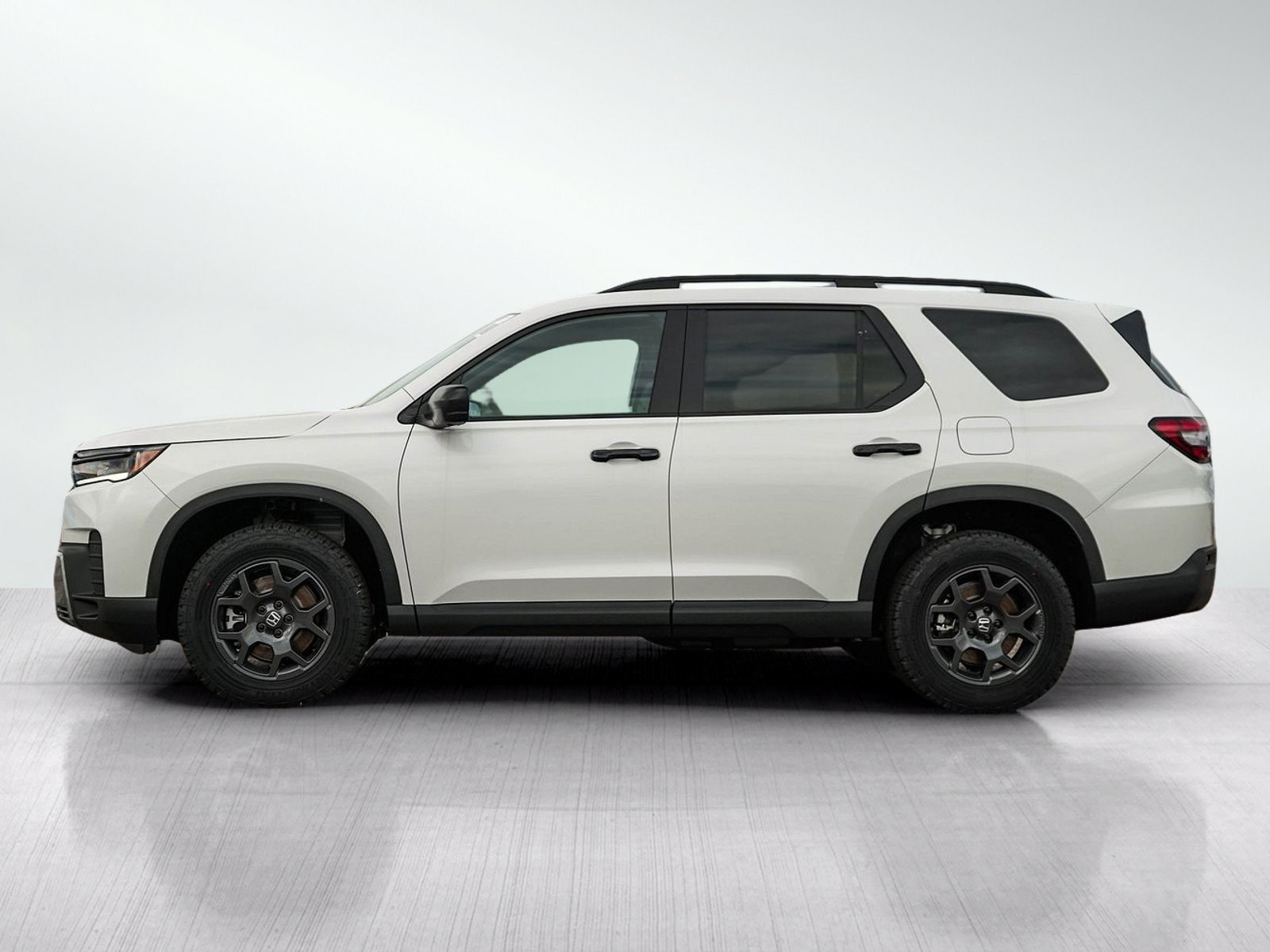 New 2026 Honda Pilot TrailSport image 4