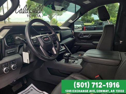 Used 2023 GMC Sierra 1500 AT4 w/ Technology Package AWD/4WD image 10