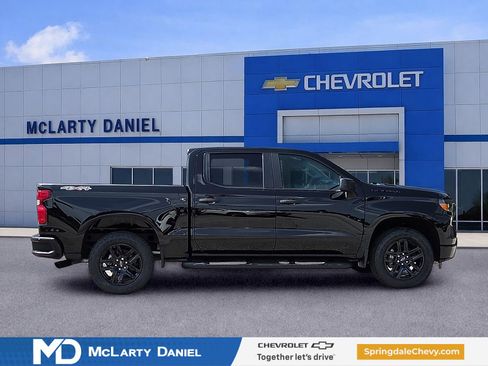 New 2026 Chevrolet Silverado 1500 Custom w/ Turbomax Blackout Package AWD/4WD image 6