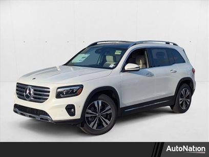 New 2025 Mercedes-Benz GLB 250