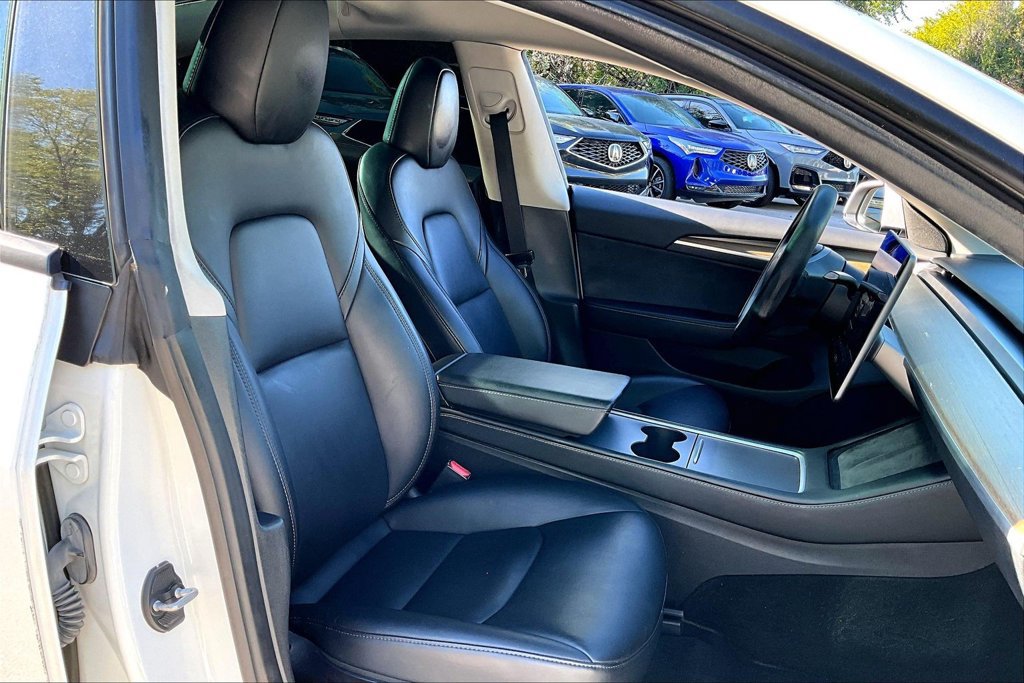 Used 2023 Tesla Model 3 Standard Range RWD image 9
