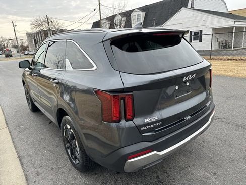 Certified 2024 Kia Sorento S image 14