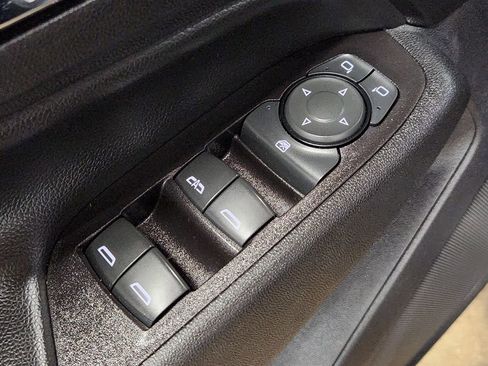 Used 2020 Chevrolet Equinox LT image 43